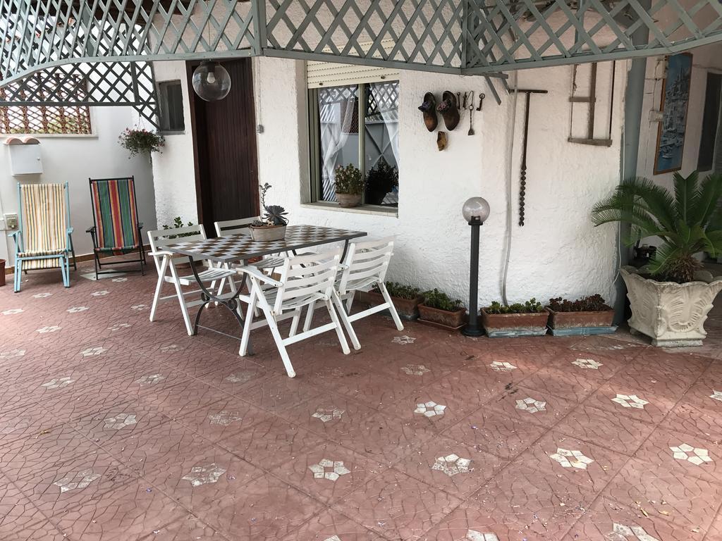Casa Vacanze Robinson Villa Avola Exterior foto